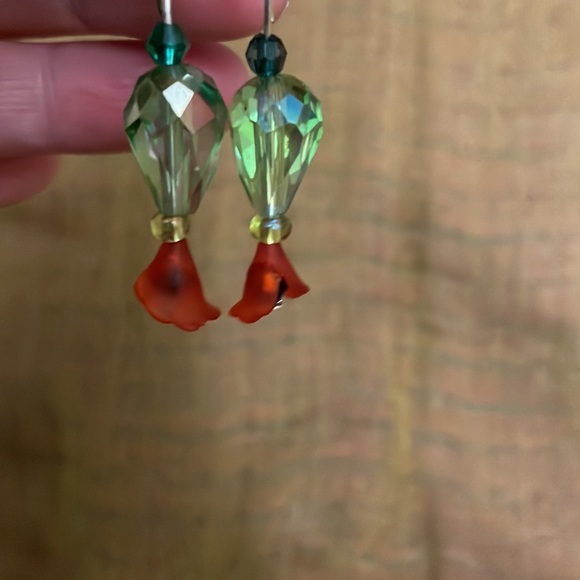 2/25 Handmade Christmas Cactus Inspired Beaded Choker & Earrings Gift Set - Picture 9 of 9